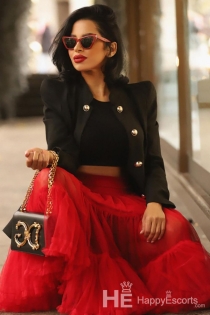 Lillian, Umur 40, Pengiring London / United Kingdom - 8
