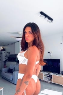 Alissa Soarez, wiek 29-3