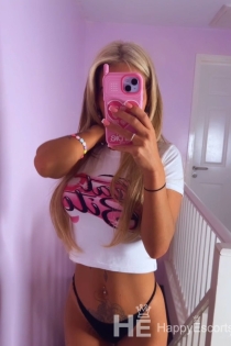 Barbie, 27-aastane, London / Ühendkuningriigi saatjad – 4