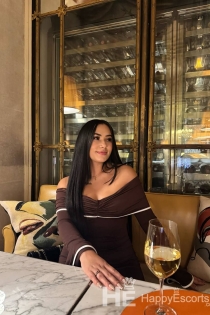 Kim, 26 let, Barcelona / Španělsko doprovod - 2