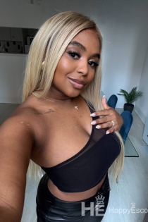 ミア、25 歳、ローマ / イタリア エスコート - 1