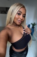 Mia, Age 25, Rome / Italy Escorts