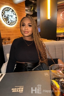 Mia, 25 anni, Barcellona / Spagna Escort - 1