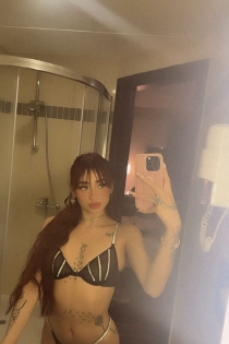 Omaira, Age 25, Escort in Dubai / UAE - 4