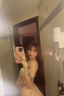 Omaira, Age 25, Escort in Dubai / UAE - 6