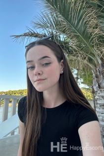 Anna, 19 jaar, Keulen / Duitsland Escorts - 3