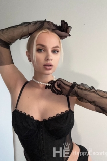 Sonia, 27 let, Praha / Česká republika Doprovod - 2