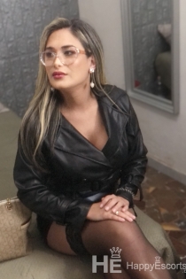 Даиана, 27 година, Олбија / Италија Пратња - 9