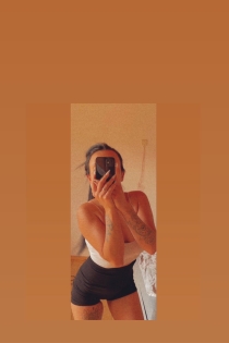 Kim, Miaka 23, Aschaffenburg / Ujerumani Wasindikizaji - 3