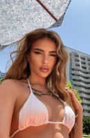 Jasia, Age 22, Escort in Dubai / UAE