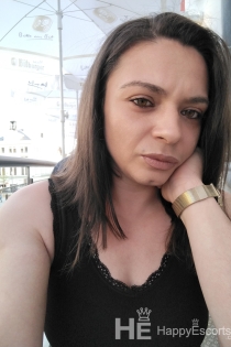 Elena, Age 36 - 3