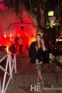 Sophia, ηλικία 24, Marbella / Ισπανία Συνοδοί - 6