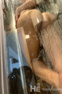 Sara, 25 éves, Belgrád/Szerbia kísérők – 4