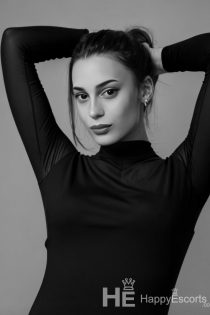 Eva, Miaka 19, Berlin / Ujerumani Wasindikizaji - 3