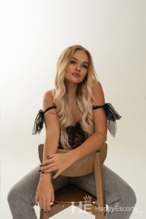 Tessa, 23 ans, Moscou / Russie Escortes - 3