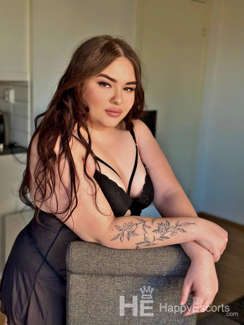 Lola, 26 años - 1