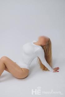 Vika, 23 éves, Varsó/Lengyelország kísérők – 3