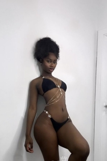 Annie, Age 22, Escort in Kyrenia / Cyprus - 3