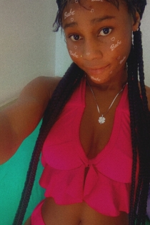 Annie, Age 22, Escort in Kyrenia / Cyprus - 2