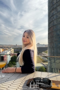 Angie, 33 años, Barcelona / España Escorts - 1