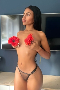 Mariana, Usia 25, Beograd / Serbia Pengawal - 1