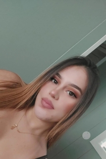 Karen, 25 ετών, Τίρανα / Αλβανία Συνοδοί - 3