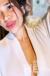 Mia, 27 let, Marbella / Španělsko Escort – 5