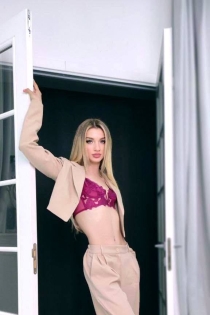 Anita, 23 ans, Londres / Royaume-Uni Escortes - 3