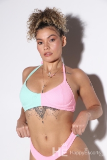 Lolla, Age 25, Escort in Tirana / Albania - 2