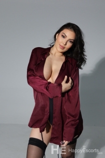 Karina, Age 25, Escort in Tirana / Albania - 5