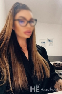 Ивон, 31 г., София / България Escorts - 2
