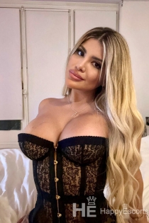 Nicolerodas, 26 let, Mnichov / Německo Doprovod - 1