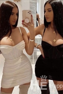 Paola και Julia, Ηλικία 26, Μπενιντόρμ / Ισπανία Συνοδοί - 4