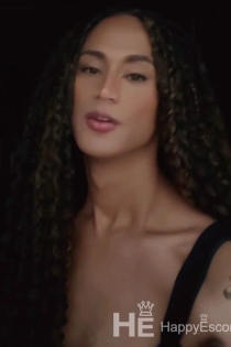 Erica Ferreira, Miaka 31, Sao Paulo / Brazil Wasindikizaji - 1