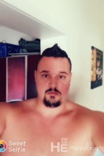 Alex, 35 let, Stuttgart / Německo Doprovod - 3