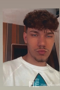 Bogdan, 25 let, Bukurešť / Rumunsko Doprovod - 1