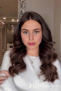 Aloise, Age 22, Escort in Dubai / UAE - 2