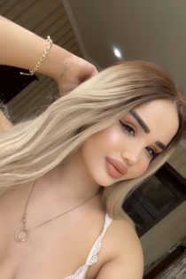 Diana, starost 23, Tirana / Albanija Spremljevalci - 1