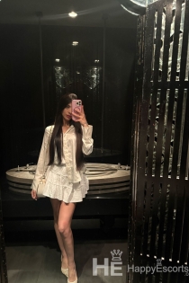 Sofia, Age 21, Escort in Milan / Italy - 9