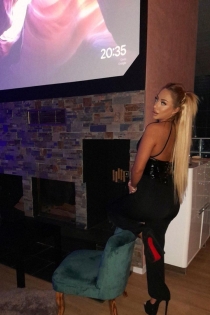 Veronika - . Ukrajina, starost 27, Marbella / Španija Spremljevalci - 7