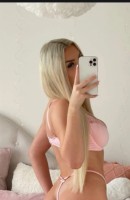 Corina, 20 ani, Bucuresti / Romania Escorts