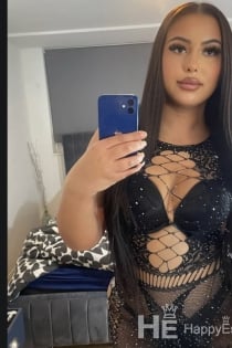 Karla, 22 de ani