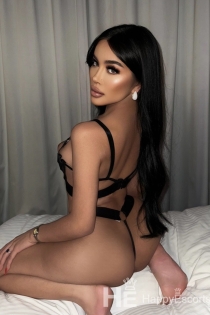 Zoe, Age 22, Escort in Tirana / Albania - 1
