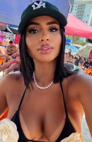 Julia, Age 24, Escort in Berlin / Deutschland