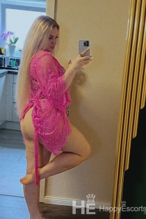 Aili, 23 anni, Poznan / Polonia Escort - 5
