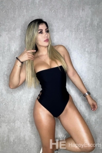 Laura, 25 let, Paříž / Francie doprovod – 8
