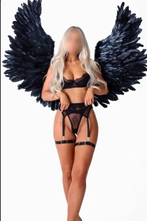 Clara, 23 let, Bruselj / Belgija Spremljevalci - 18