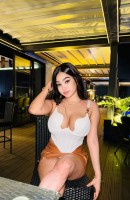 Arisha, 23 jaar, Escorts in Parijs / Frankrijk