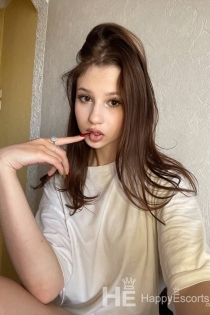Marya, Umri wa miaka 19, Paris / Ufaransa Wasindikizaji - 1
