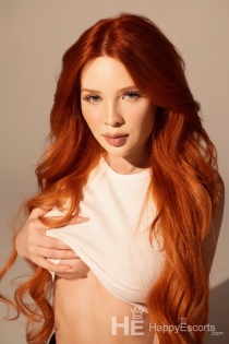 Monica, Usia 22, Pengawal Dubai / UEA - 4